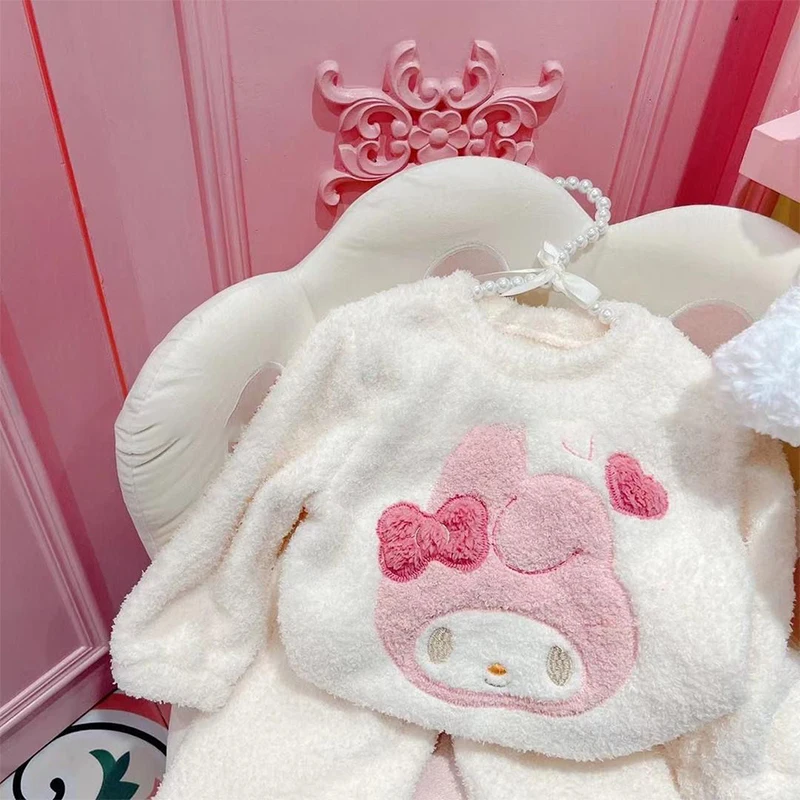 

Sanrio plush children's sleepwear Kawaii Kuromi MY MELODY Cartoon Cute Anime Student soft Cloud velvet warm suit for Girls Gifts