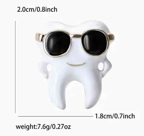 Брошь-зубная щетка