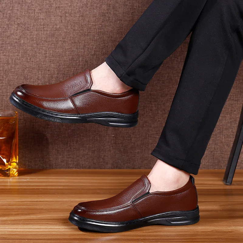 

Мужские кожаные туфли, молодежная повседневная обувь с круглым носком, черные, для осени и весны