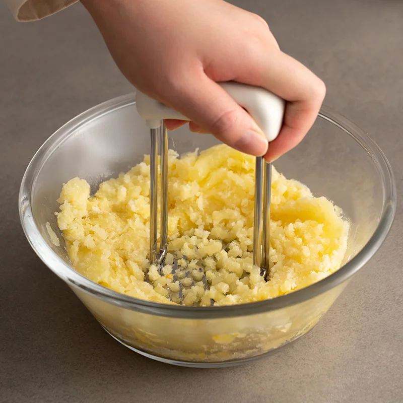 

*Manual Potato Masher Plastic Pressed Potato Smasher Portable Kitchen Tool for Babies Food, Fruit, Banana, Baking