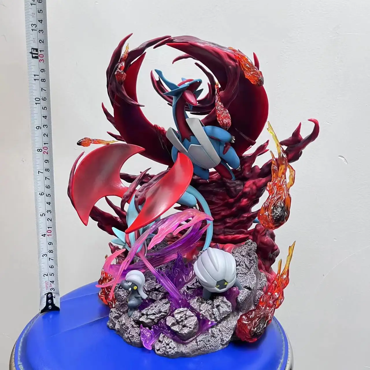 Демонстрация сцены эволюции семьи модель GK с покемоном большой размер 36 см