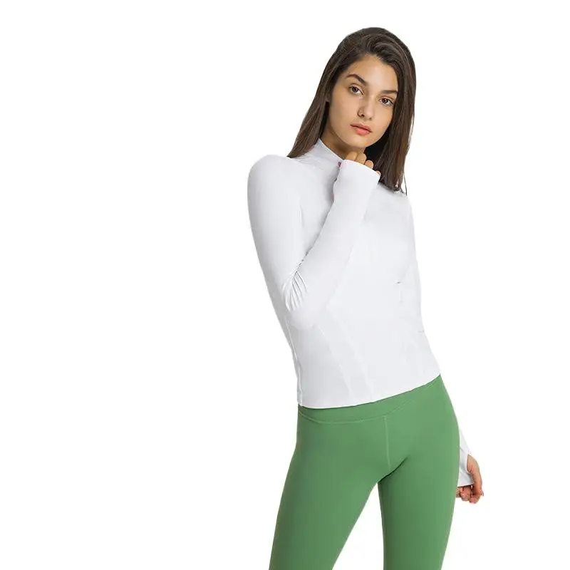 Ветрозащитная куртка на молнии с воротником-стойкой и длинным рукавом