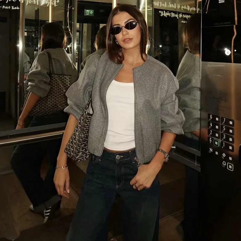 Куртка женская осенняя свободного покроя теплая элегантная