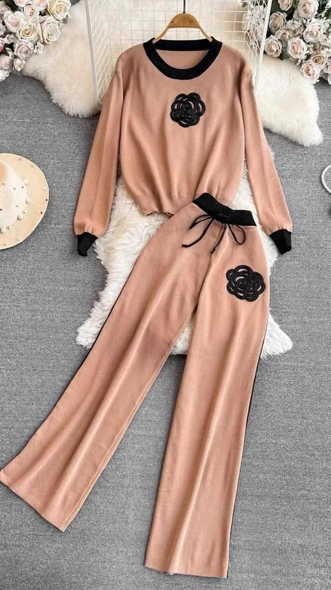 Женский вязаный комплект из двух предметов пуловер с круглым вырезом и длинными