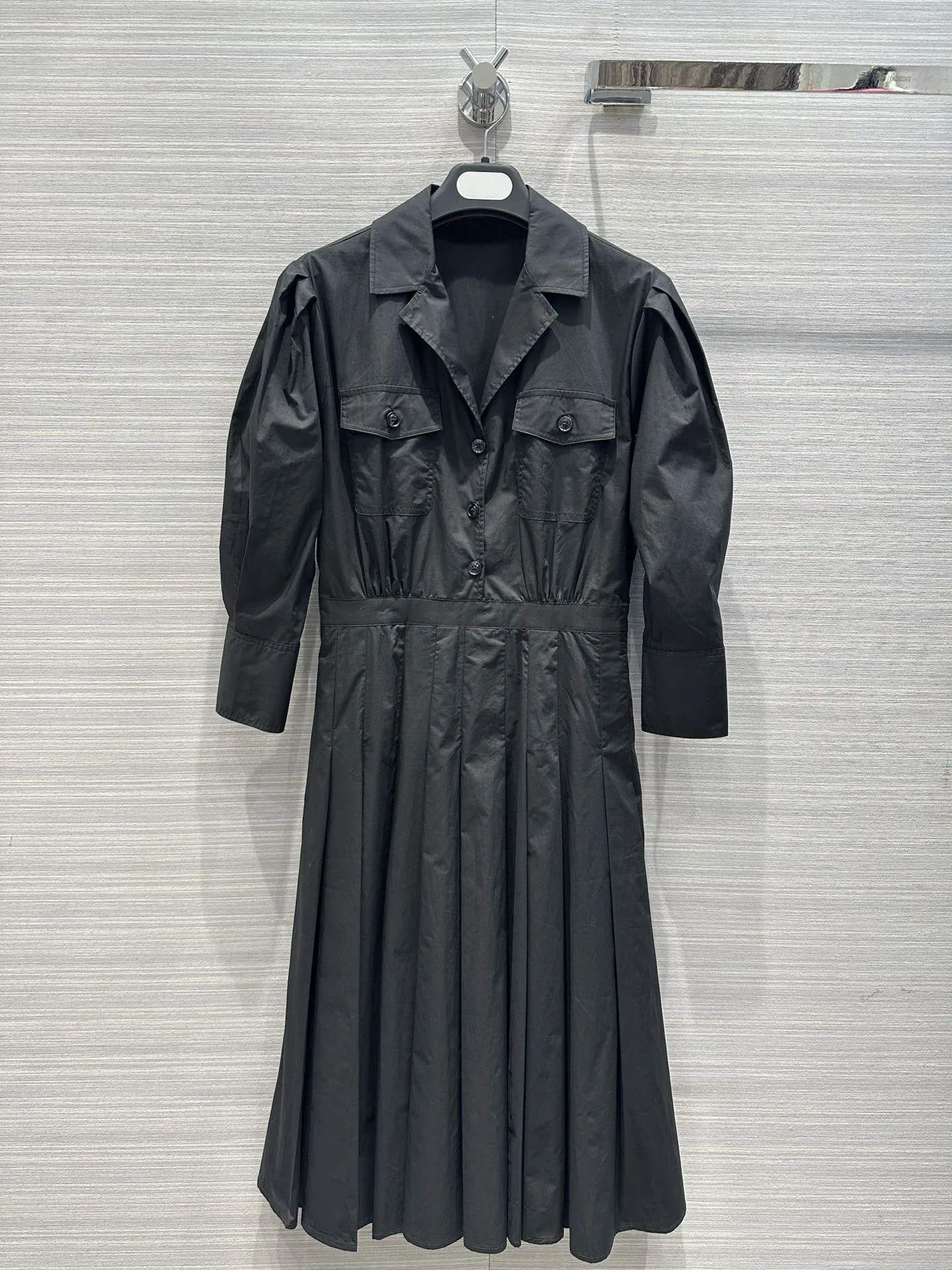 

Платье с отложным воротником и рукавом средней длины, плиссированная юбка с двумя карманами на талии, дизайнерская Повседневная и удобная, Новинка лета 2023, Лидер продаж 0310