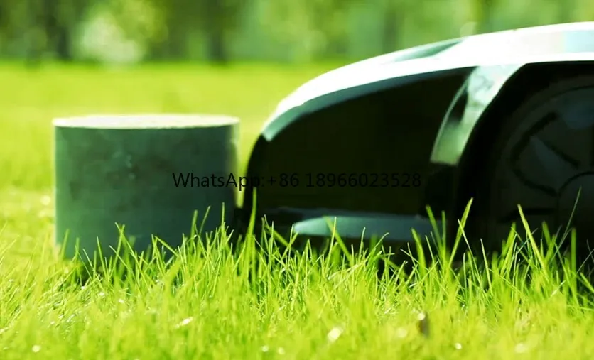 Роботизированная газонокосилка для травы Газонокосилка 4-оборотные лезвия