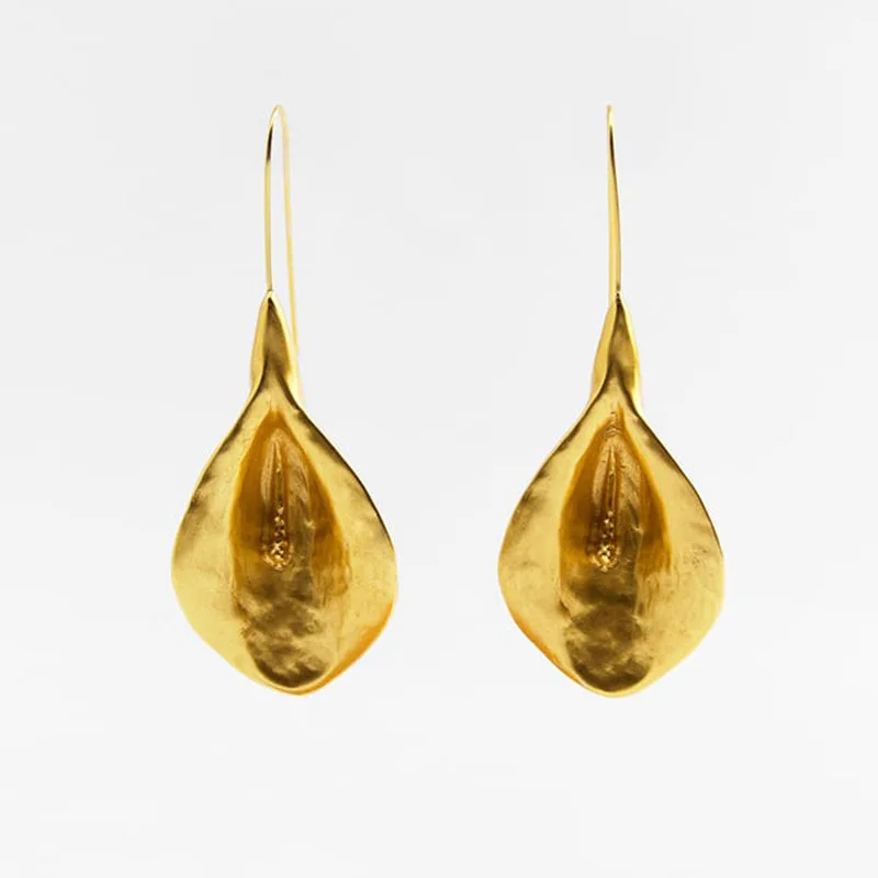 

Серьги-подвески в европейском стиле женские, изящные Висячие ювелирные украшения из металлического сплава с изящными растениями в эстетик...