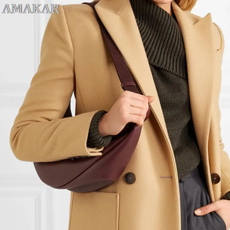 

Woman Wine Red Black Color Wide Single Strap Zipper Half Moon PU Leather Chest Bag All Match LI812