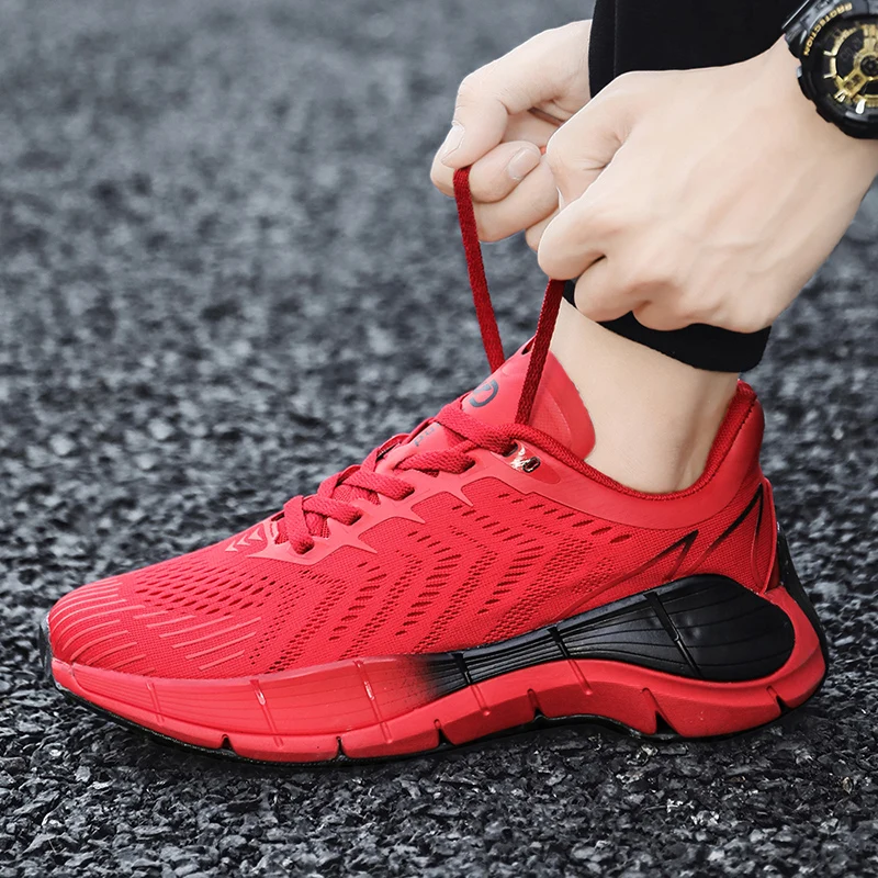 Trendy Men's Running Shoes Breathable Sneakers High Quality No-slip Jogging Shoes Outdoor Hard-wearing Comfortable Sports Shoes