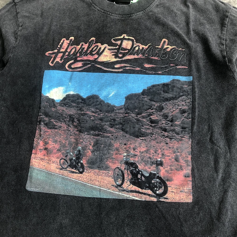 Винтажная хлопковая футболка с коротким рукавом и принтом лягушки