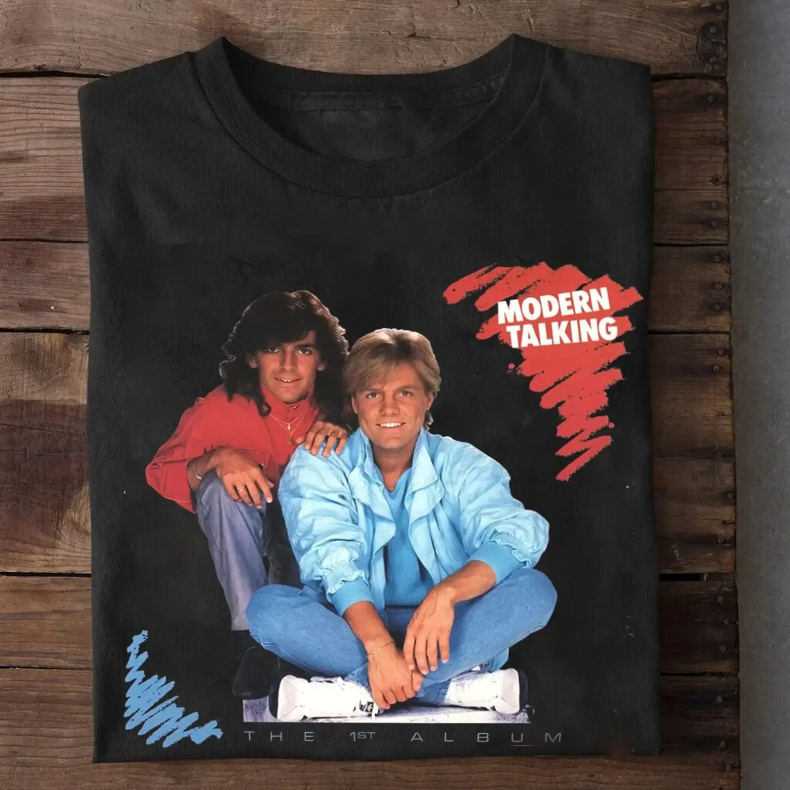 Фото Футболка Modern Talking The 1st Album, черная, все размеры, AC1435, винтажная, с эффектом потертости, повседневная, универсальная, уличная одежда, с графическим принтом, дышащая. №1