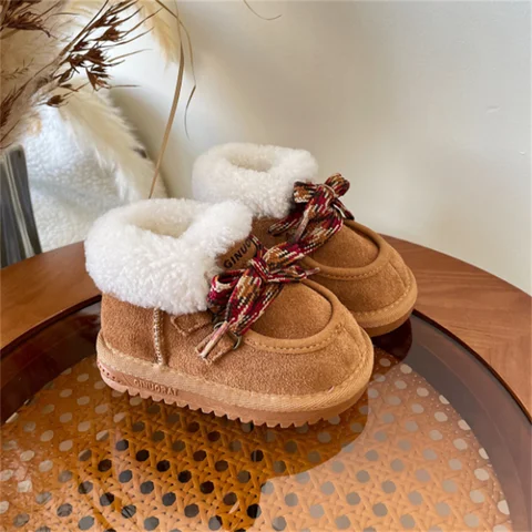 2023 новые зимние детские ботинки кожаная теплая плюшевая обувь для девочек мягкая подошва модные детские зимние ботинки для малышей 16-25