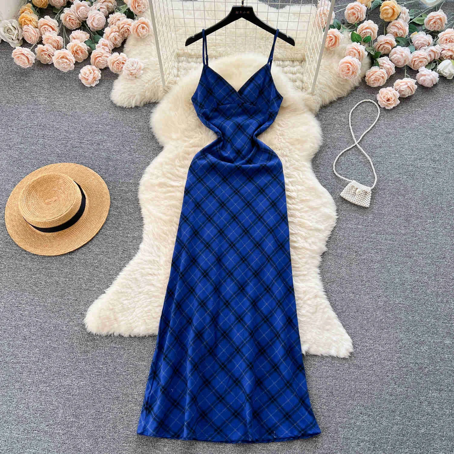 

Retro Style Blue Plaid Print Summer Dress Women Sexy V Neck Spaghetti Strap Sleeveless High Waist A Line Mid Party Holiday Dress