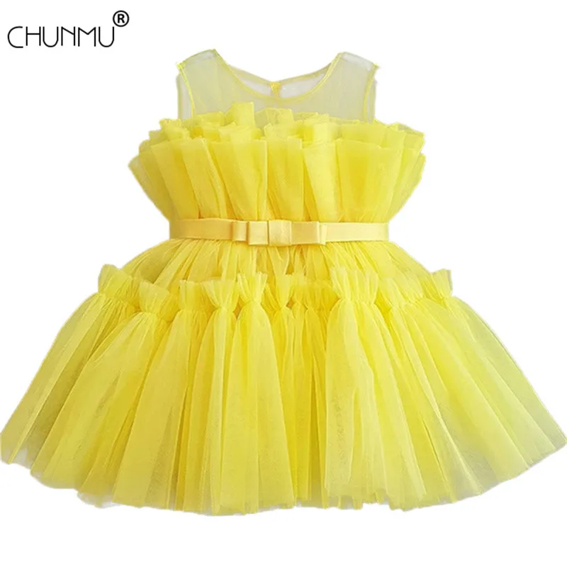 

Детское платье без рукавов, с кружевной аппликацией