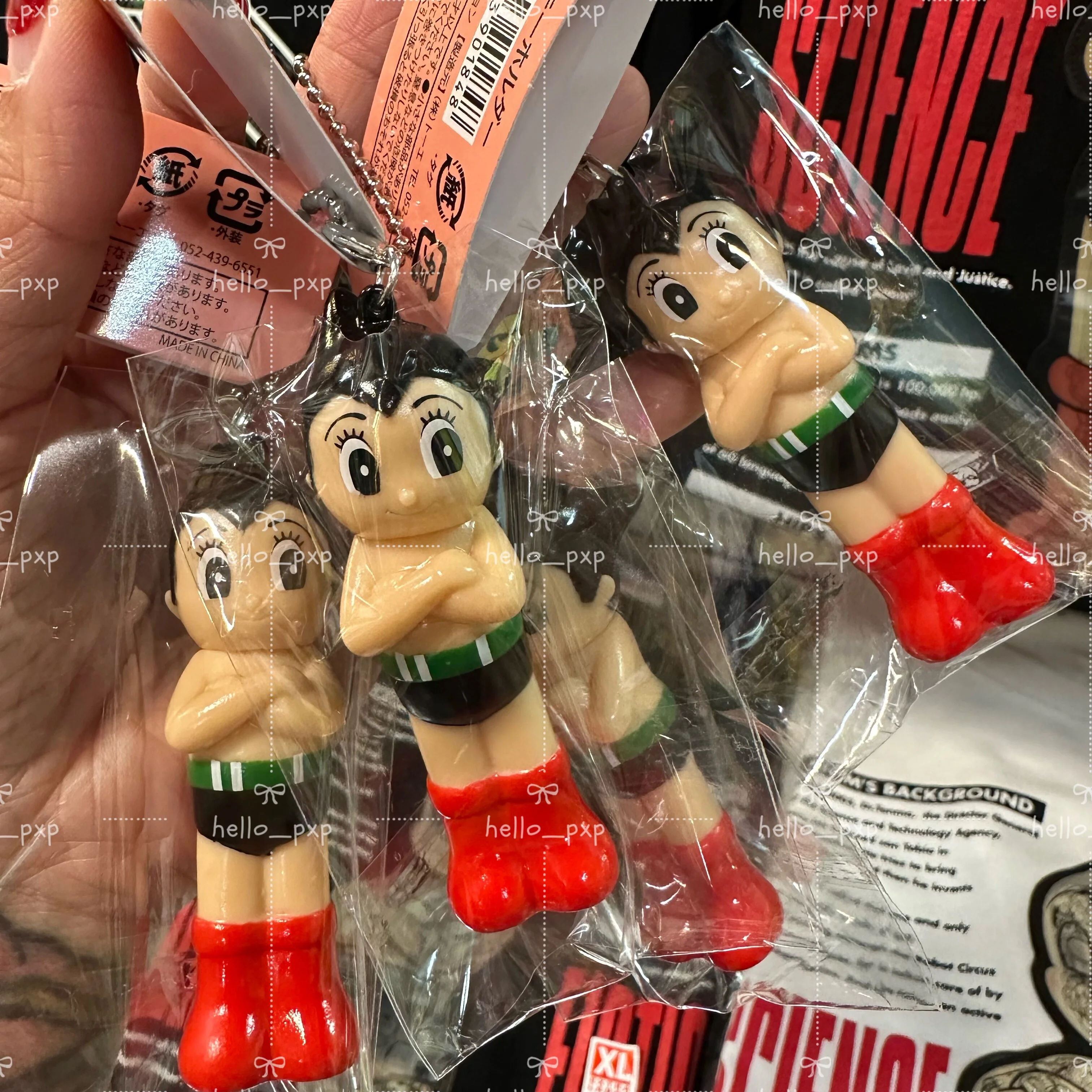 Фото Брелок Astro Boy: Аутентичный японский софуби-кулон с вращающейся головой, подвеска для сумки, для коллекционеров аниме, Тэцудзака Осаму, декоративное украшение №1