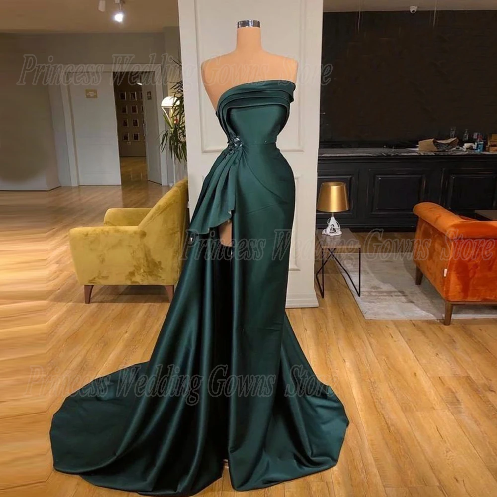 

Dark Green Sexy Satin Prom Dress Strapless Beach Party Gown With Pleat Slit Floor Length Beading Sweep Train Robe De Soriee 2022