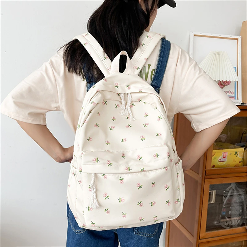 

Модный рюкзак с цветочным принтом для женщин, водонепроницаемый нейлоновый рюкзак для подростков, вместительная школьная сумка для студентов, дорожная сумка