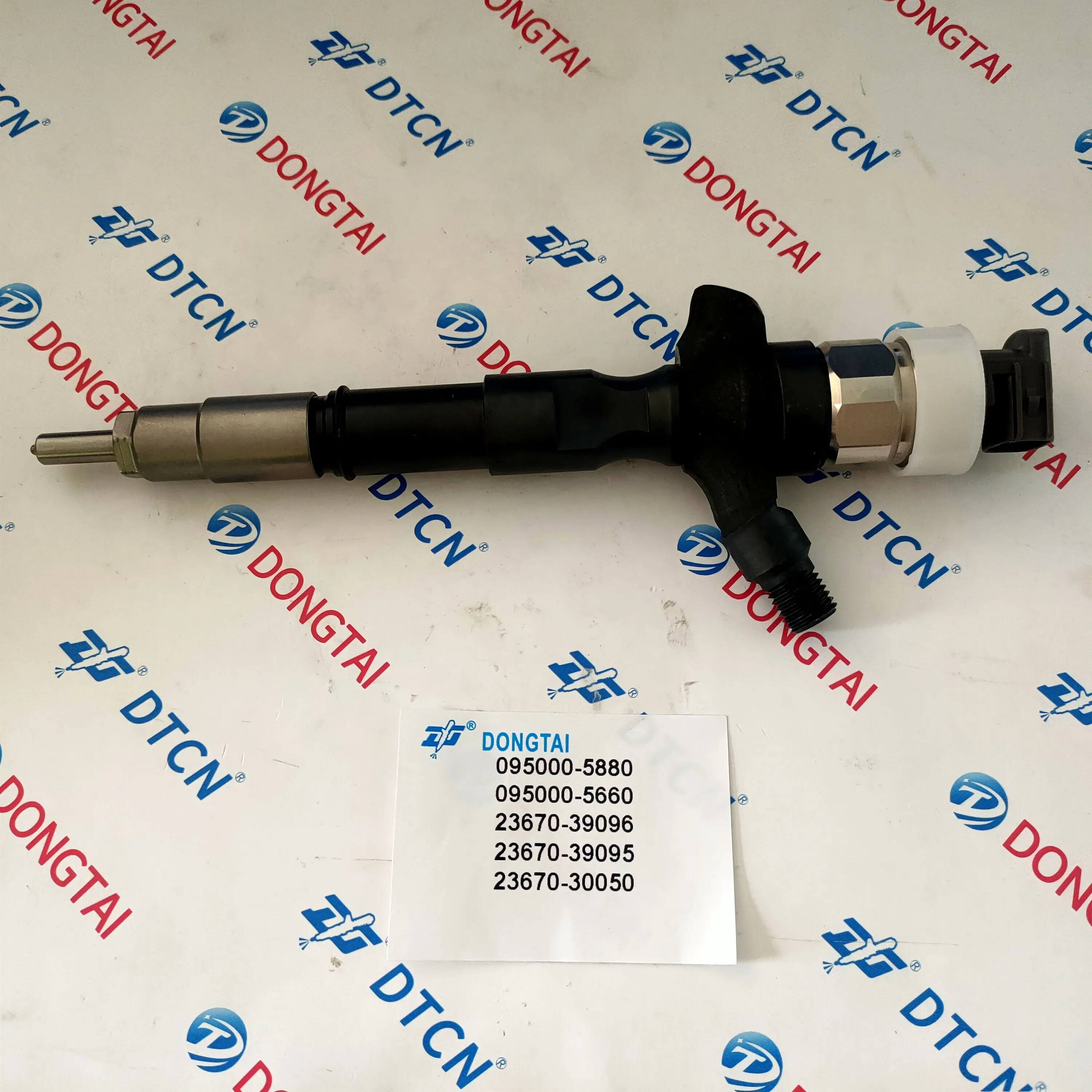 Common Rail 095000-5880 095000-5881 095000-5660 23670-30050 23670-39096 23670-39095 для двигателя 2KD-FTV