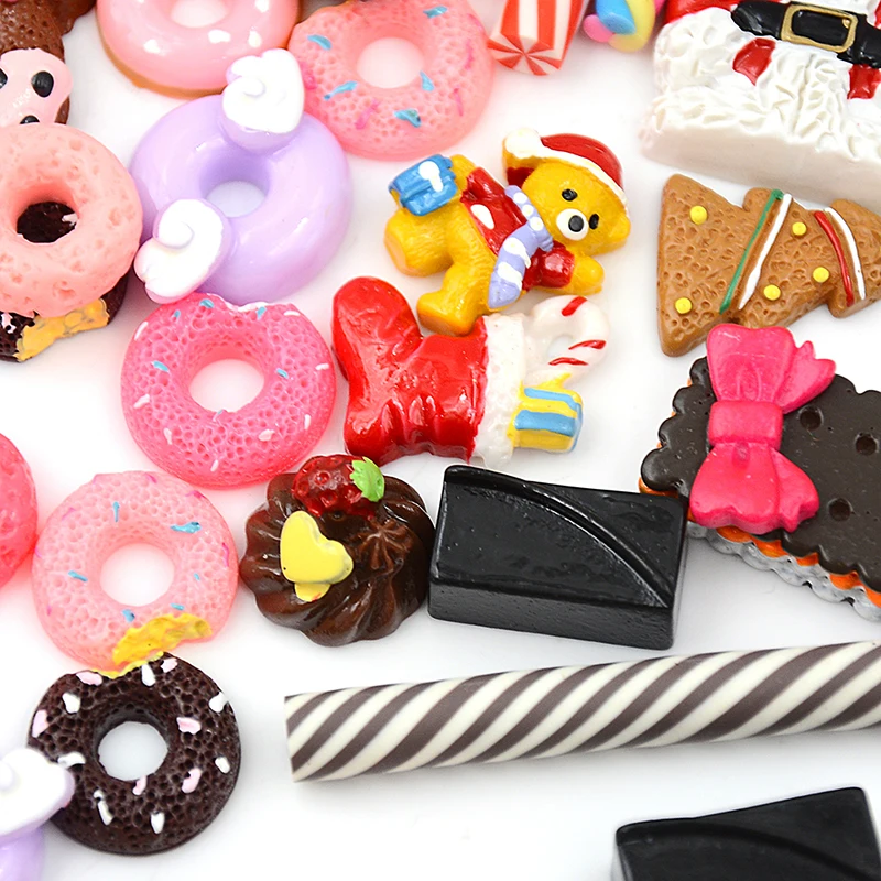 

2022 30pcs/lot Mini Play Food Cake Biscuit Donuts Dolls For Dolls Accessories Wholesale Miniature Pretend Toy Wholesale