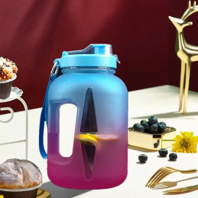 

Бутылка для воды объемом 2,2 л, половина галлона, ведро для фитнеса, пластиковая чашка, очень большая чашка, большая чашка для живота, спортивный чайник, бутылка для воды, новинка