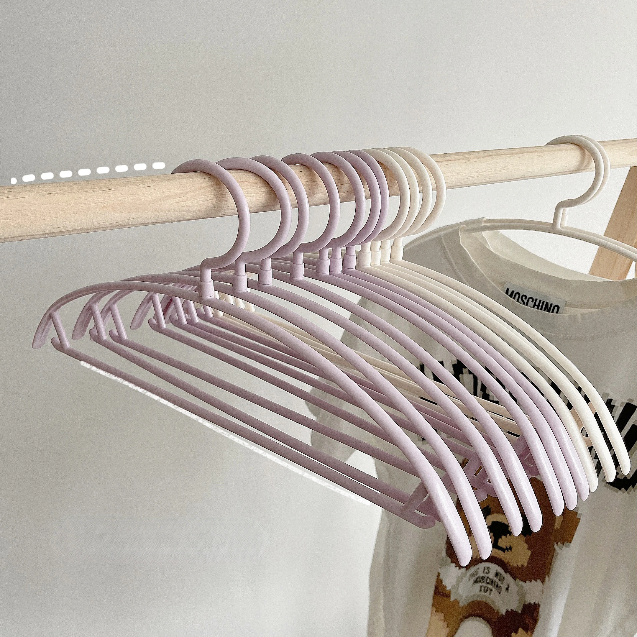 

White Seamless Hanger Lavender Household Clothes Storage Hanger