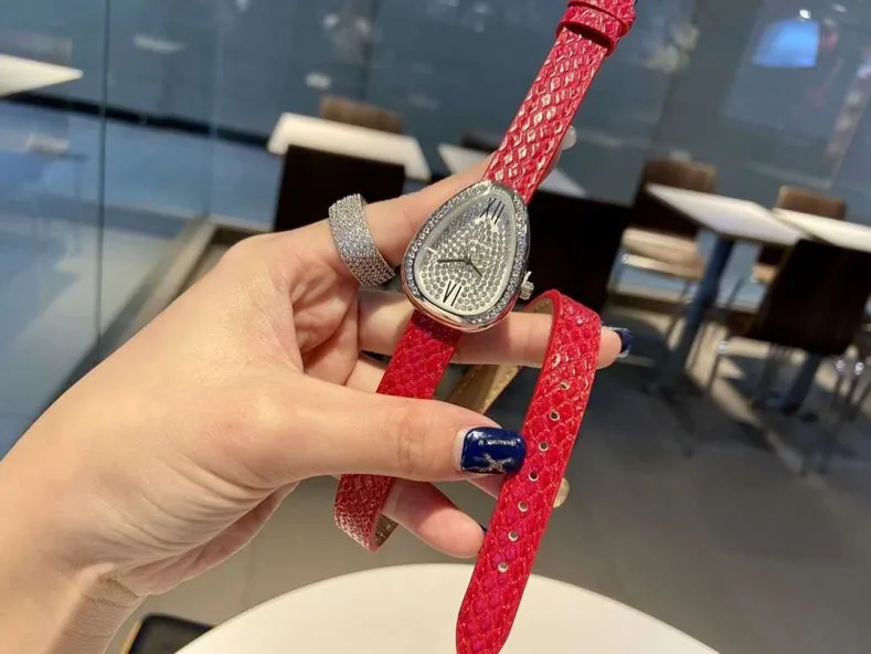 Top Quality Luxury Women Watch Fashion Leather Quarz Watches For Women montre femme Woman Wristwatch Lady Clock reloj mu enlarge