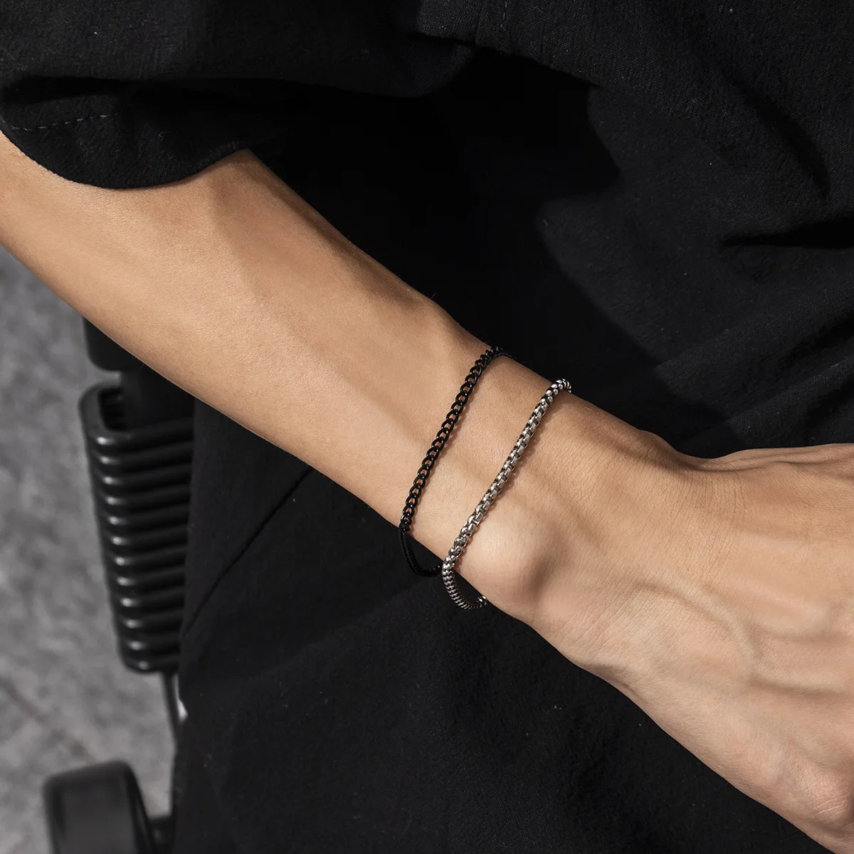 

2022 Hot Fashion Strand Box chain Bracelet Men Handmade Simple Classic Black Cuba Bracelet For Men Jewelry Gift