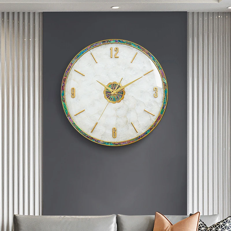 Luxury Aesthetic Wall Clocks Elegant Sounding Golden Round Movement Wall Clocks Quiet Nordic Salon Decor Relog De Pared WW50WC