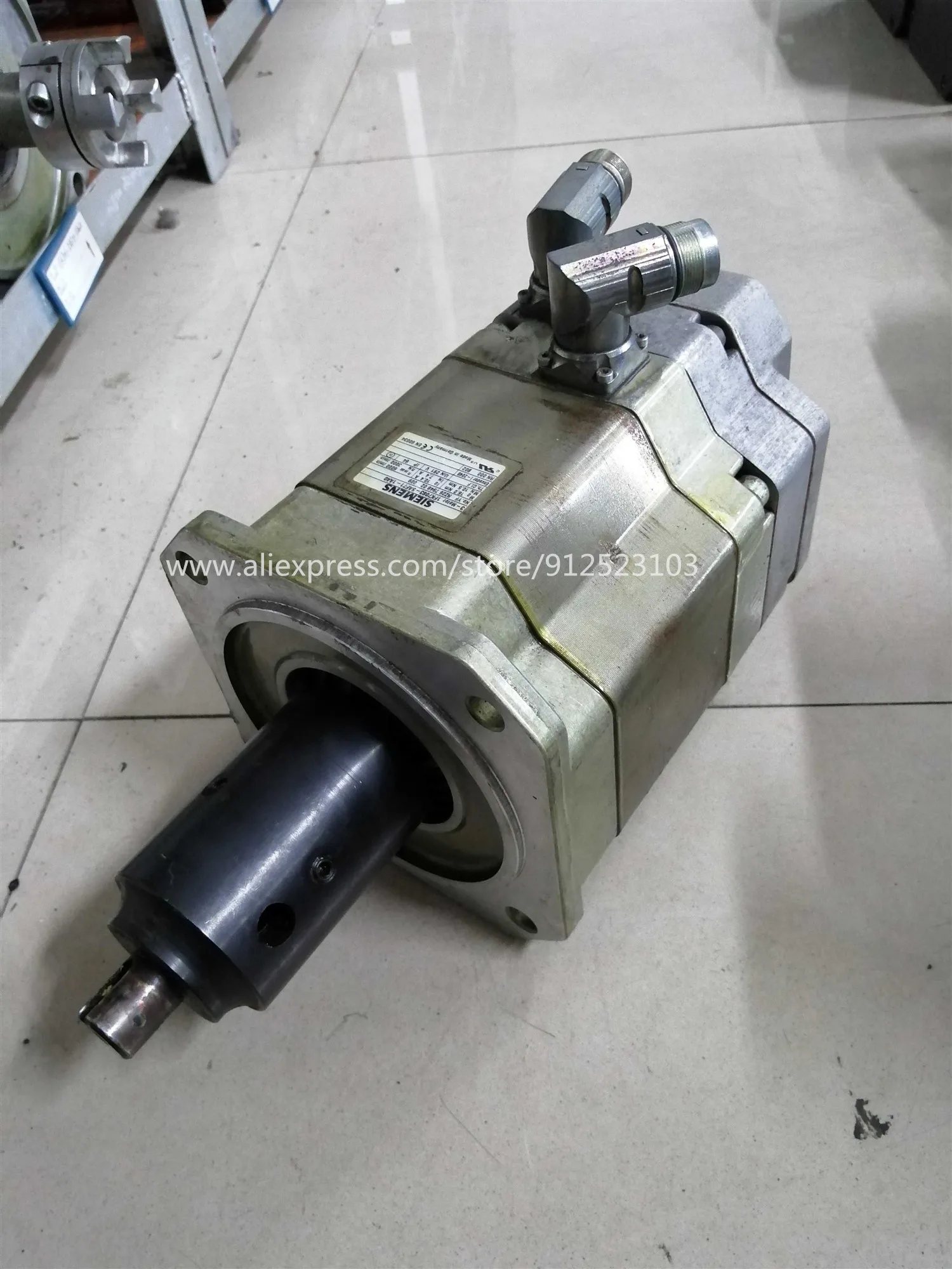 

Servo Motor 1FK7083-5AF71-1AA0 Original Spot