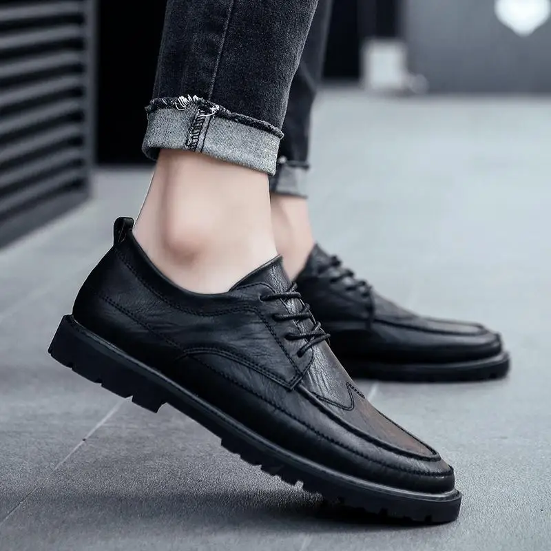 

Summer Men's Shoes 2023 New Spring and Autumn Men's British Style Business Casual Leather Shoes Working Labor Protection Trend