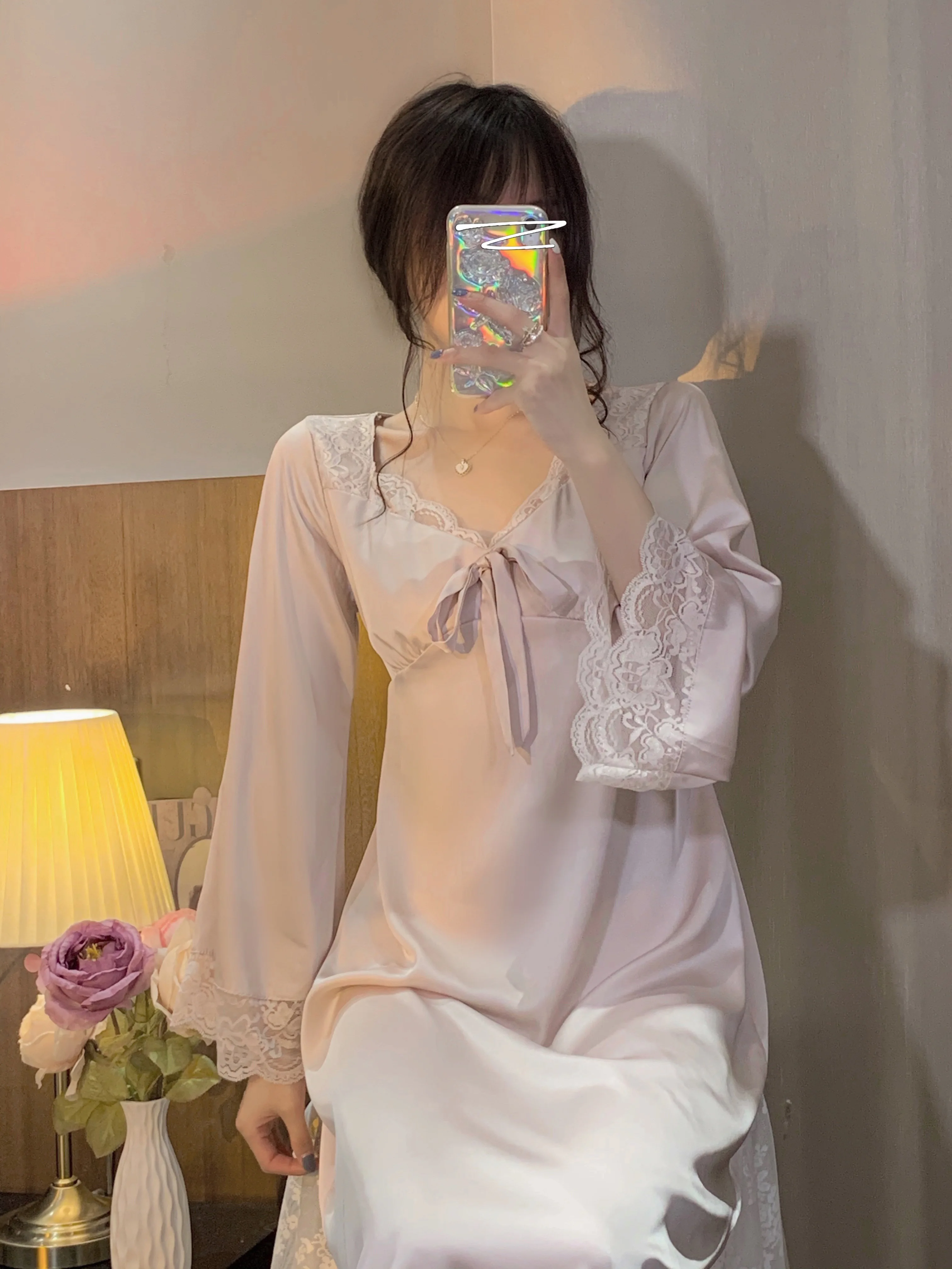 

Sexy Nightgown Long 2022 Nian New Lace Splicing Dress Pajamas 's Autumn and Winter Palace Style Satin Women V-neck Solid
