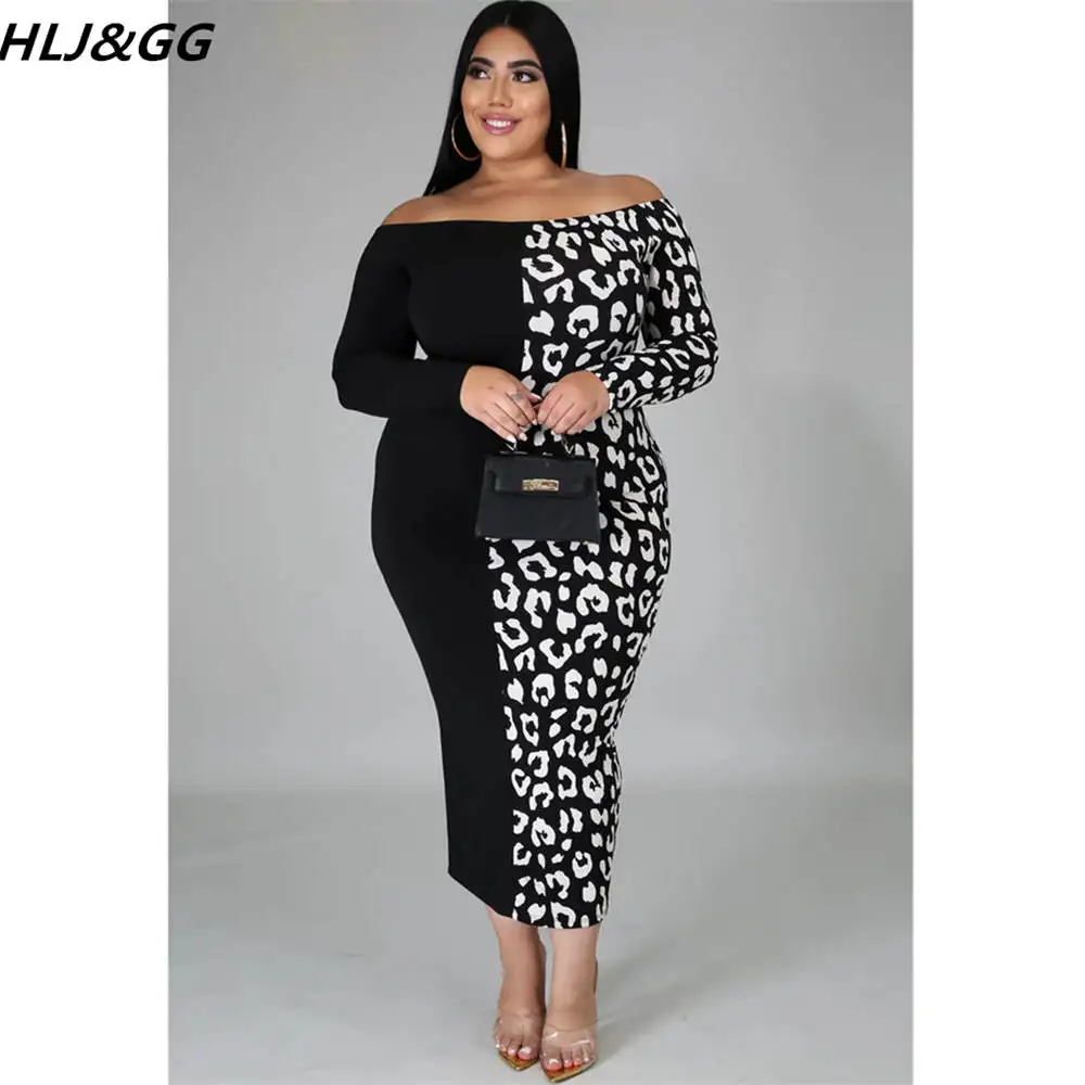 Женское платье с открытыми плечами