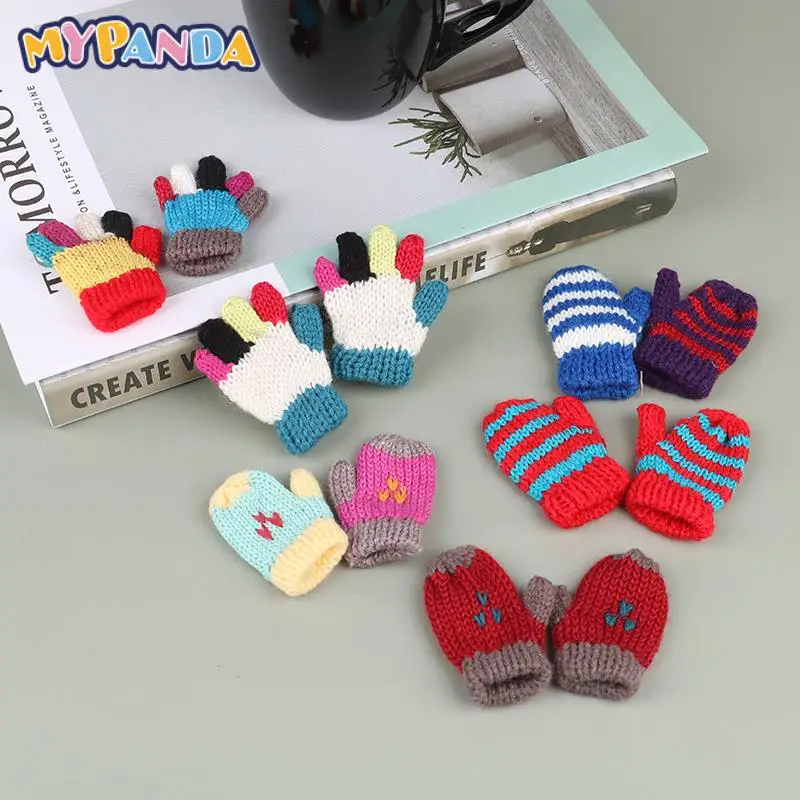 

1Pc Knitting Woolen Yarn Mini Gloves DIY Craft Supplies Toy Dolls Decorative Accessories Material Ornaments Cute Small Garment