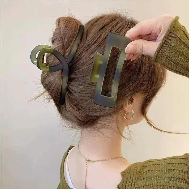 

Green Hair Claw Korean Style Scrub Barrettes Elegant Hairpin Resin Hair Clip Crab Women's Gig Clips Claws Girl Hair Accessories