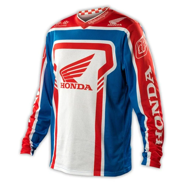 Рисунок 4 - Мужская футболка с длинным рукавом