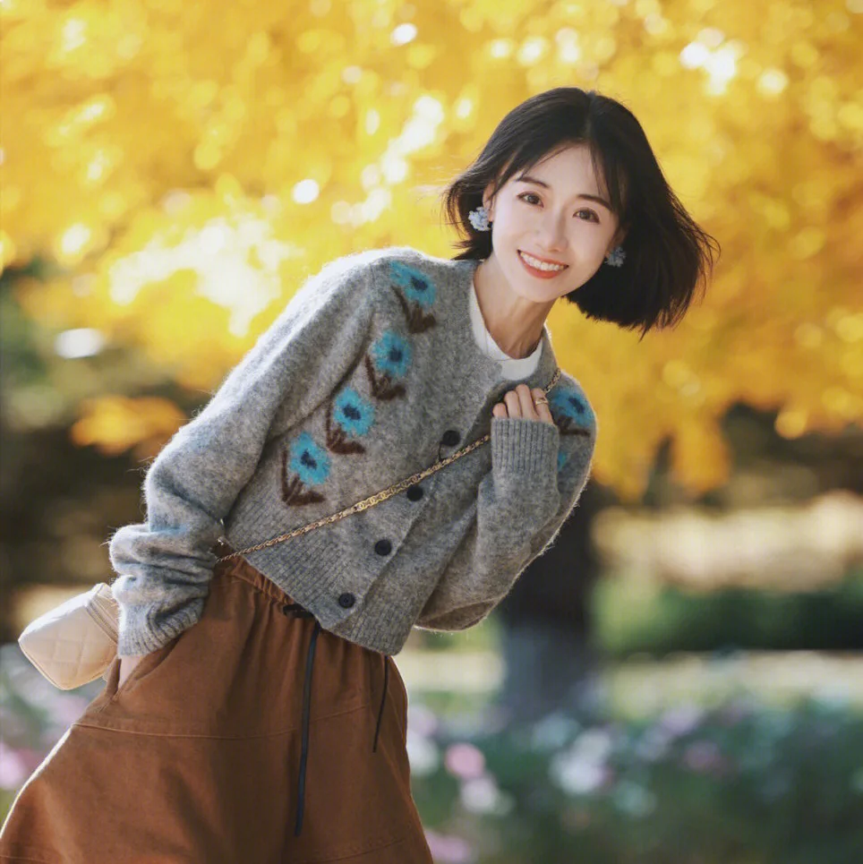 

Женский вязаный свитер, однобортный Кардиган с цветочным принтом и длинным рукавом, Повседневная дизайнерская модная верхняя одежда в Корейском стиле