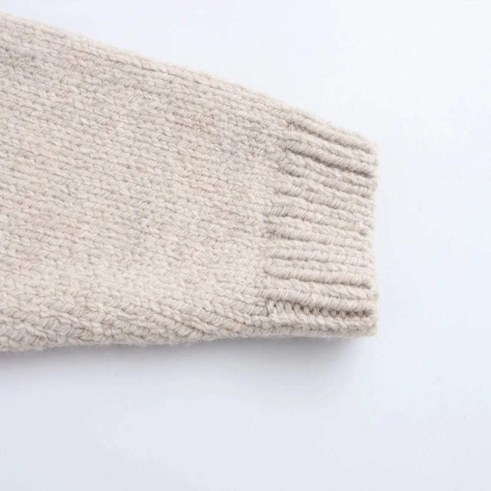 Женский пуловер с длинным рукавом круглым вырезом и боковым Разрезом