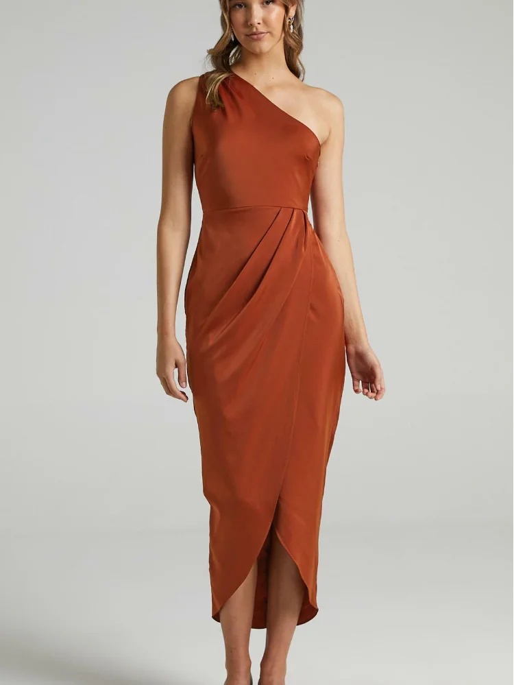 

Женское трикотажное платье-макси с открытыми плечами, однотонное Свободное платье с лямкой через шею, элегантное Клубное платье для вечерн...