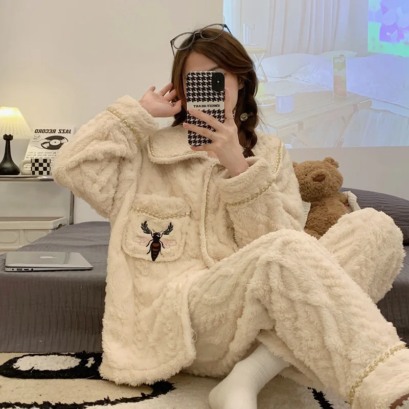 2022 New Ladies' Winter coral velvet lovely warm Ladies' Nightgown with velvet cardigan flannel house suit Ladies