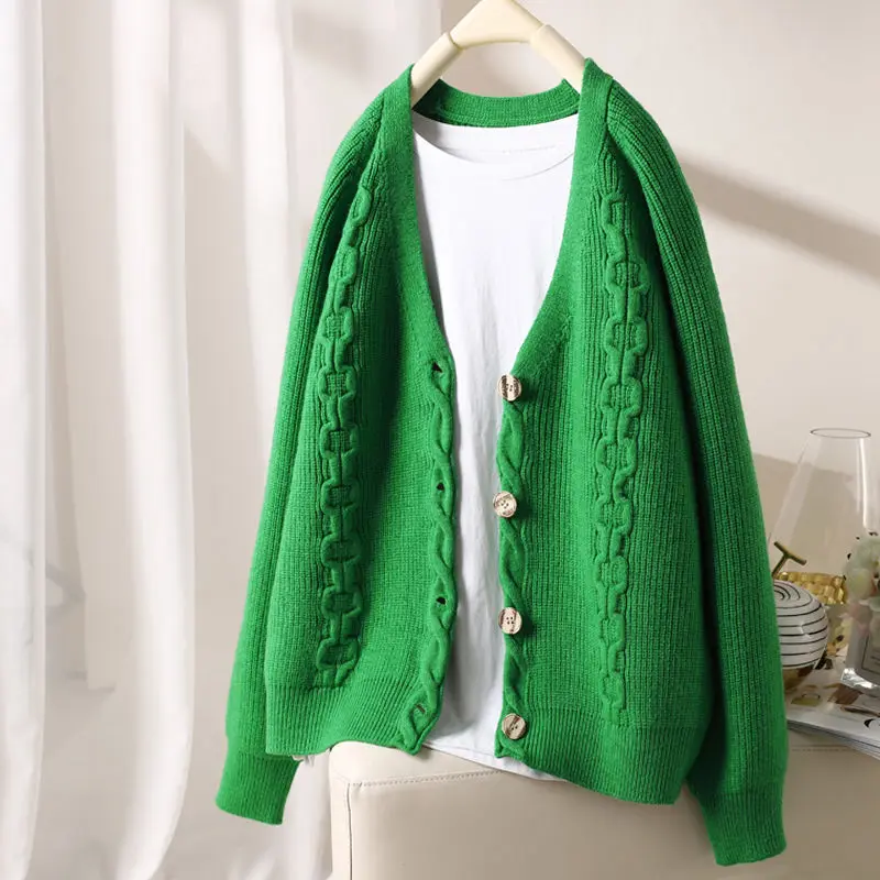 

2023 Autumn 3D Knitted Pattern Simple Solid Color Versatile Buckle Long Sleeve knitted Cardigan Sweater