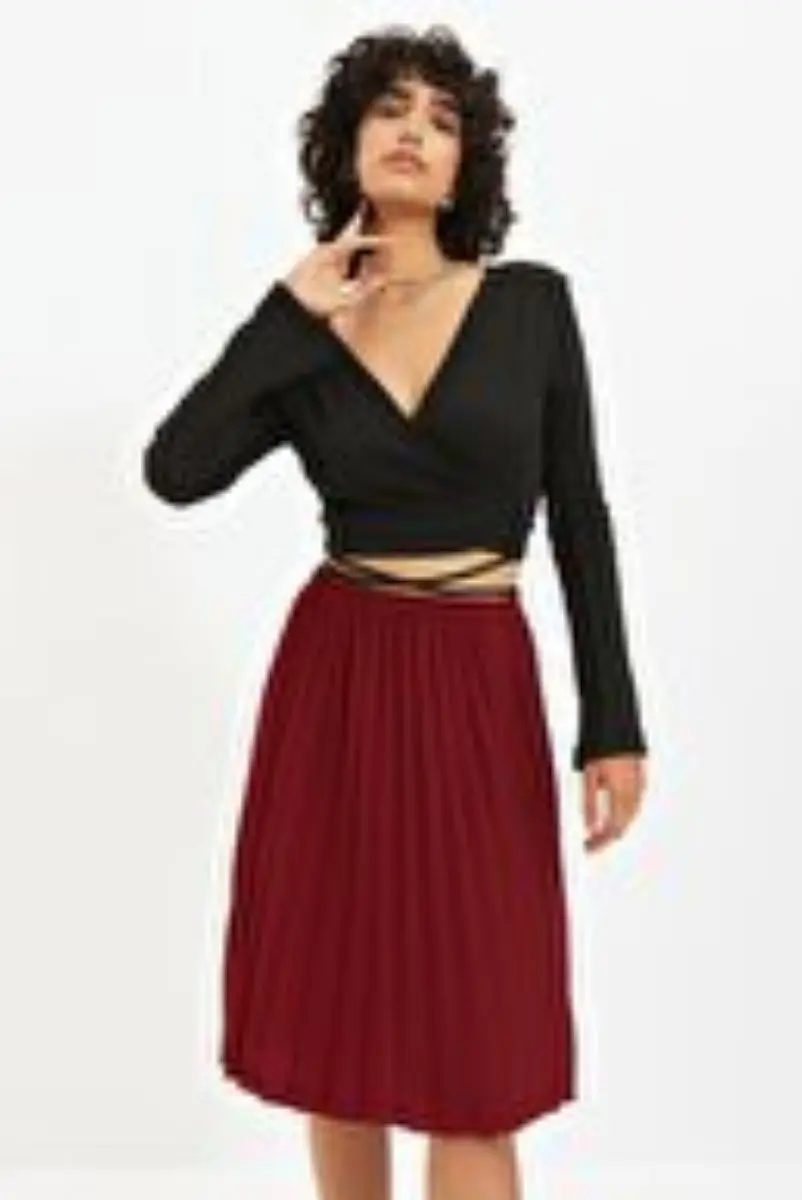 

Black Ribbed Double Breasted Crop Knitted Blouse