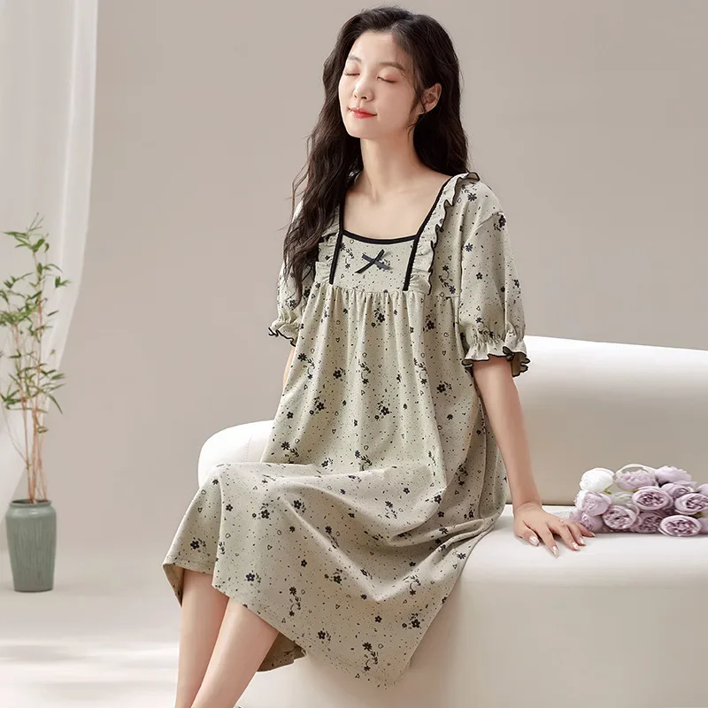 Женское летнее хлопковое пижамное платье с короткими рукавами и накладкой на