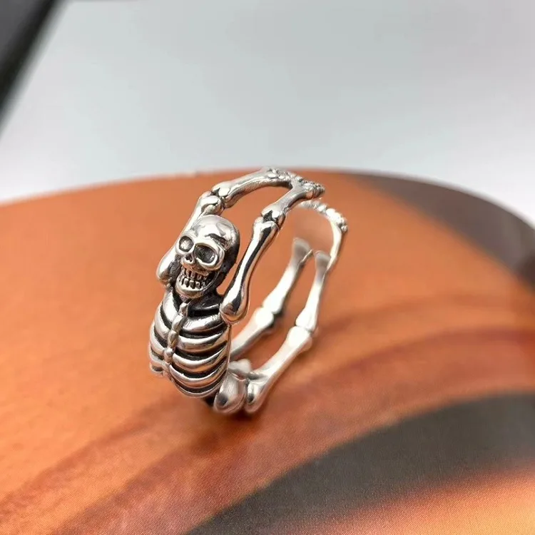 

European and American Vintage Old Punk Skull open lovers ring