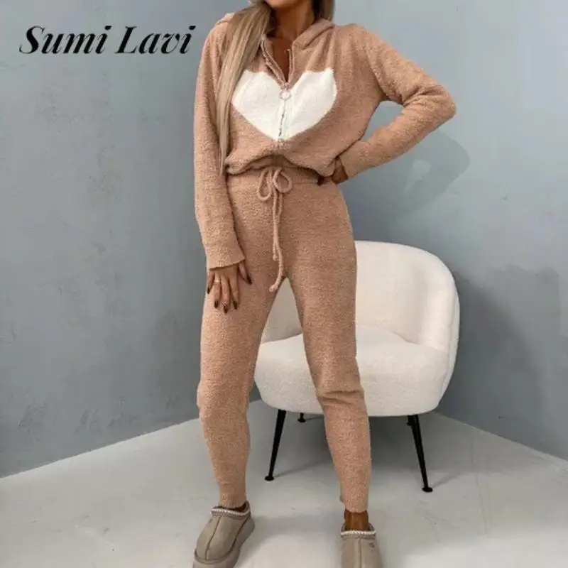 

Осенне-зимний плюшевый Тонкий Модный женский комплект из топа на молнии с капюшоном и брюк-карандаш, Повседневная теплая Пижама с сердечками, комплект из двух предметов