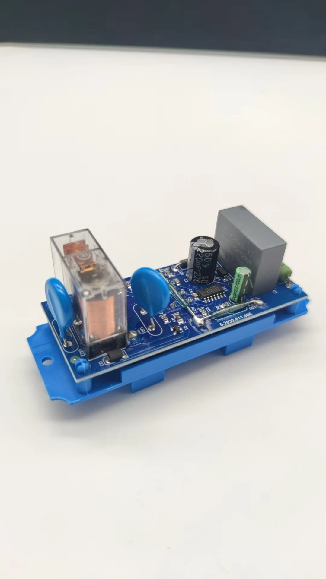 

Электронный переключатель давления EPC-3