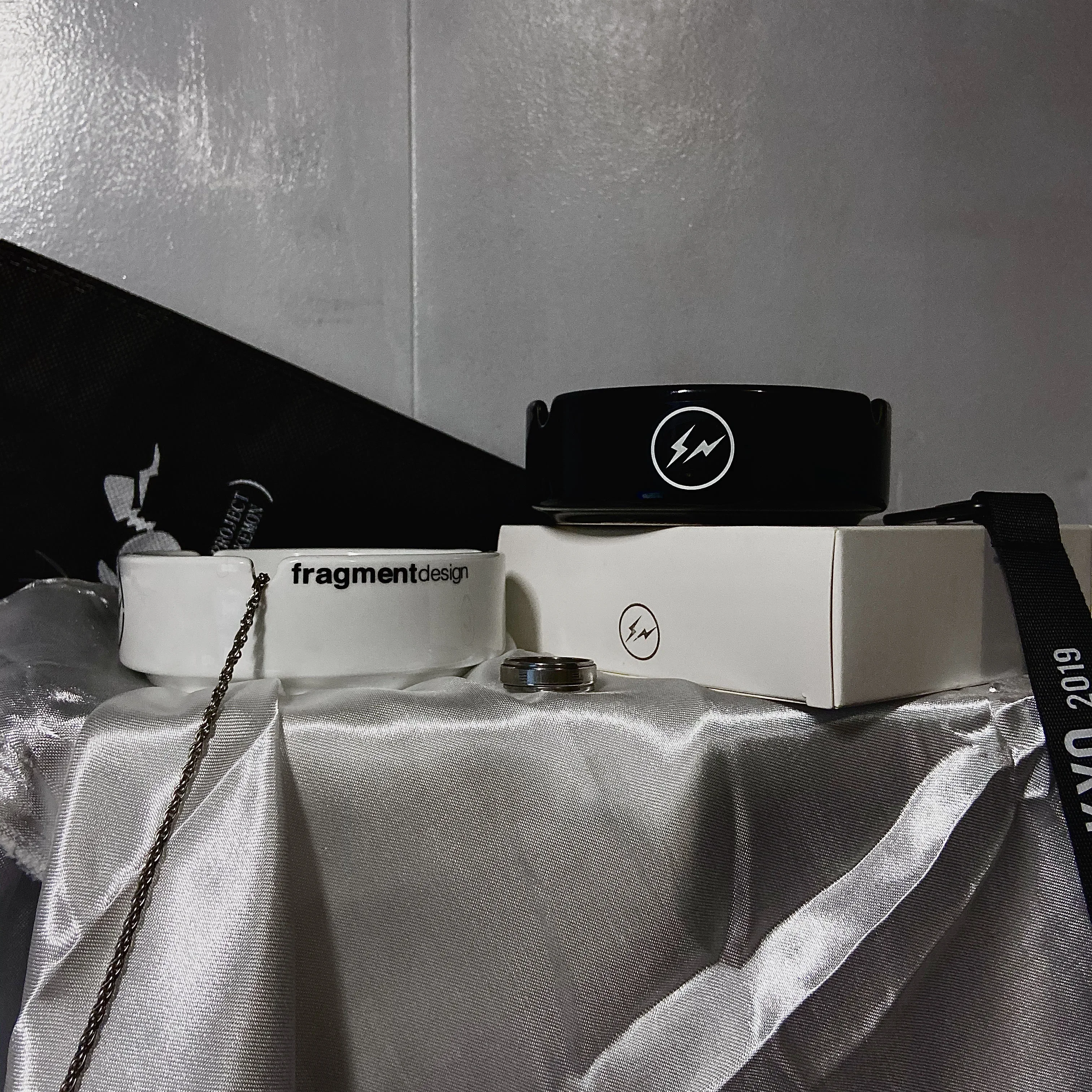 Фотолампа с керамической пепельницей в стиле ретро