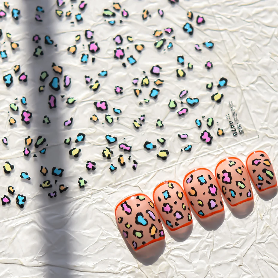 Красочные линии сердце градиентные нежные желтые зеленые розовые синие Speckle