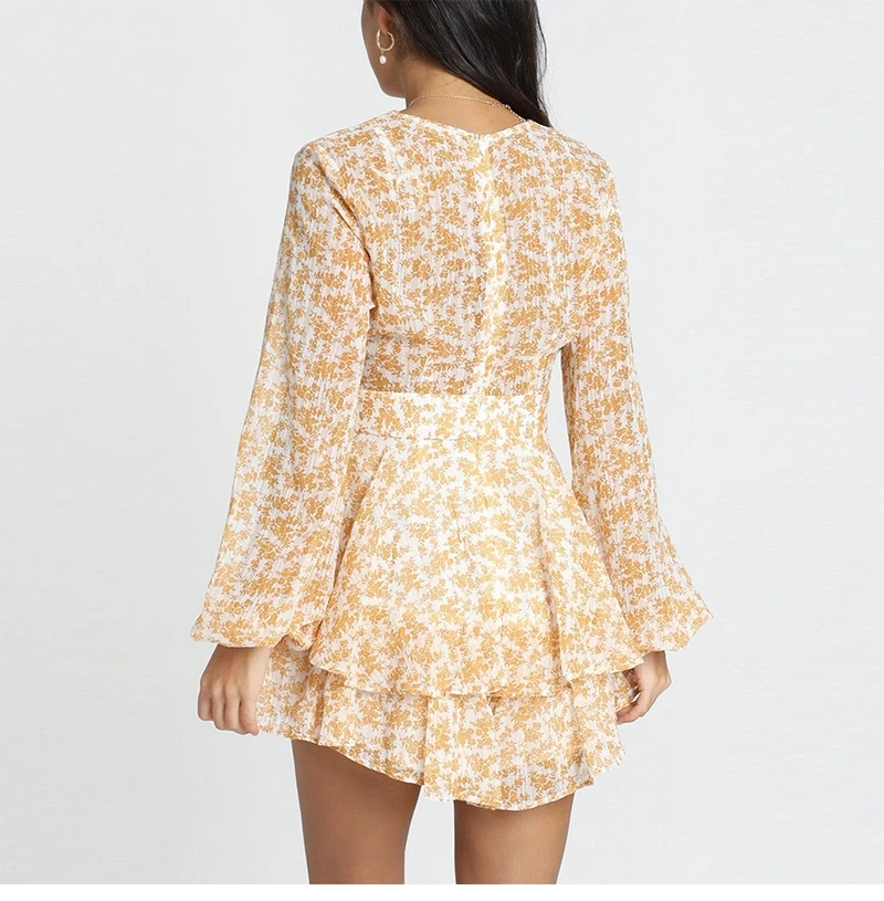 

Женское летнее платье на бретелях, Крутое и модное