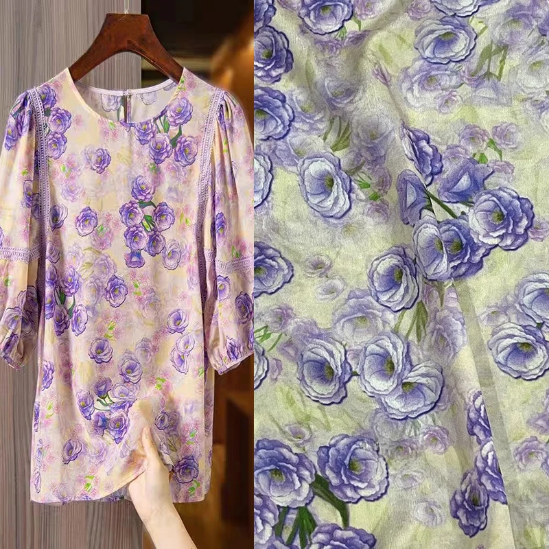 

Classic Fashion Crepe De Chine Mulberry Silk Print Fabric Plant Flower Pattern Light Luxury Shiny Women Cloth Set Design Fabric