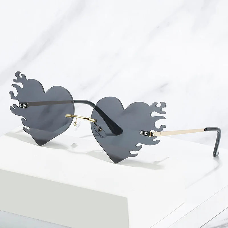 

Fashion Heart Fire Sunglasses Women Rimless Sunglass Vintage Sun Glass Men Luxury Brand Design Eyewear UV400 Black Red Shades